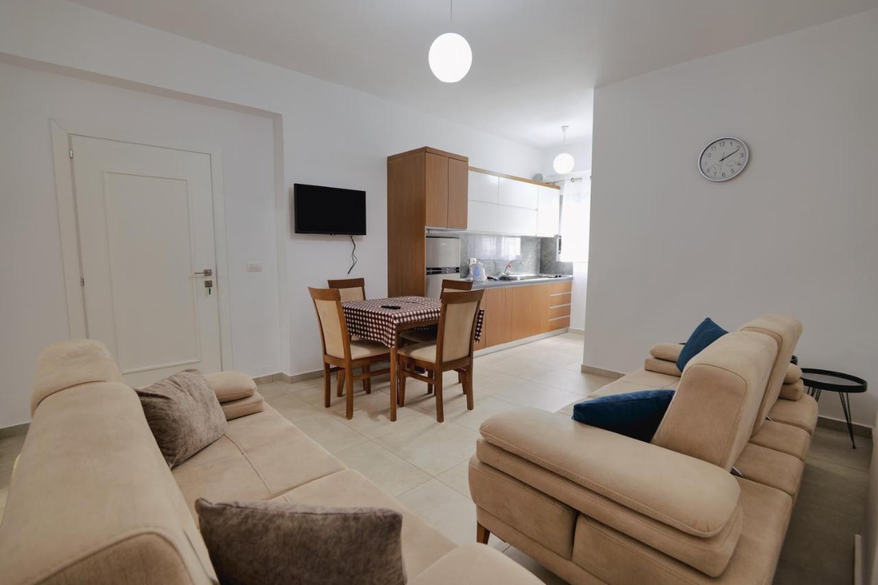 Apartament Violeta *