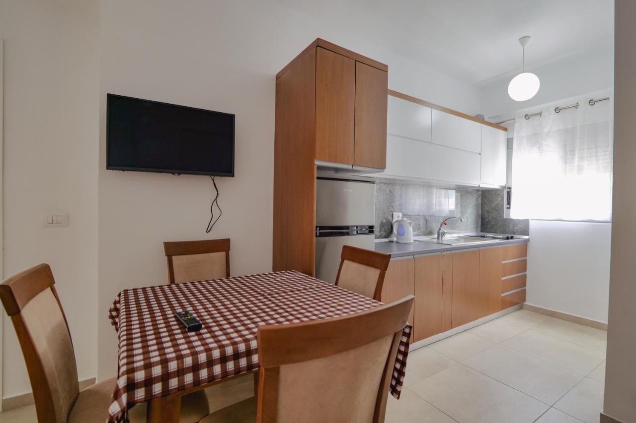 Apartament Violeta *